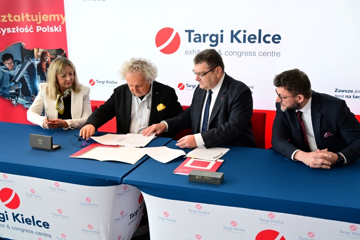 podpisanie_umowy_targi.JPG